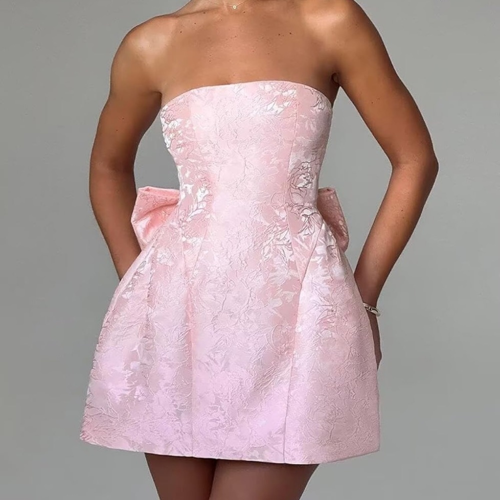 Elegant Pink Strapless Mini Dress